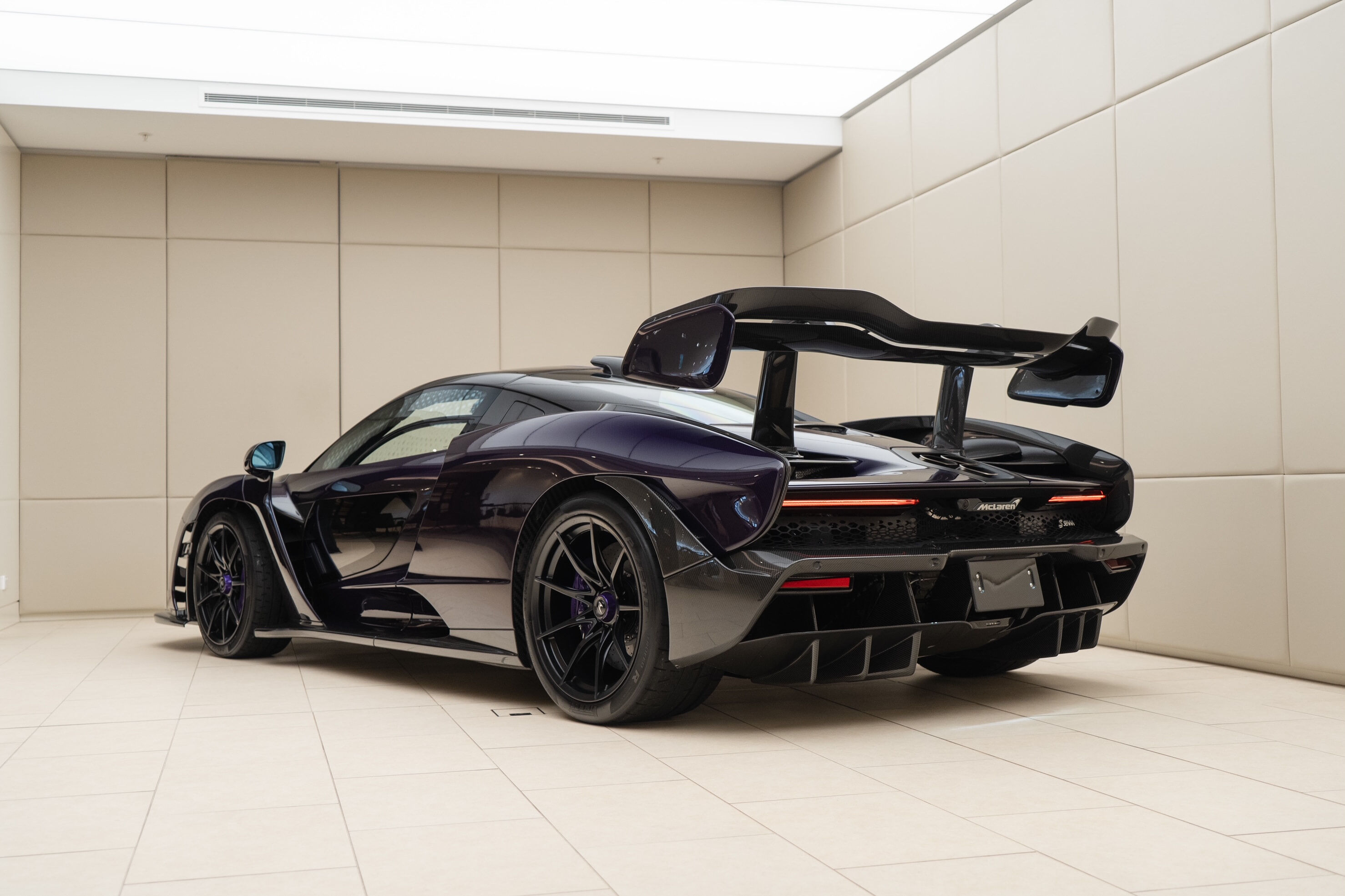 2020 Mclaren Senna (Full Exposed Carbon Fibre)