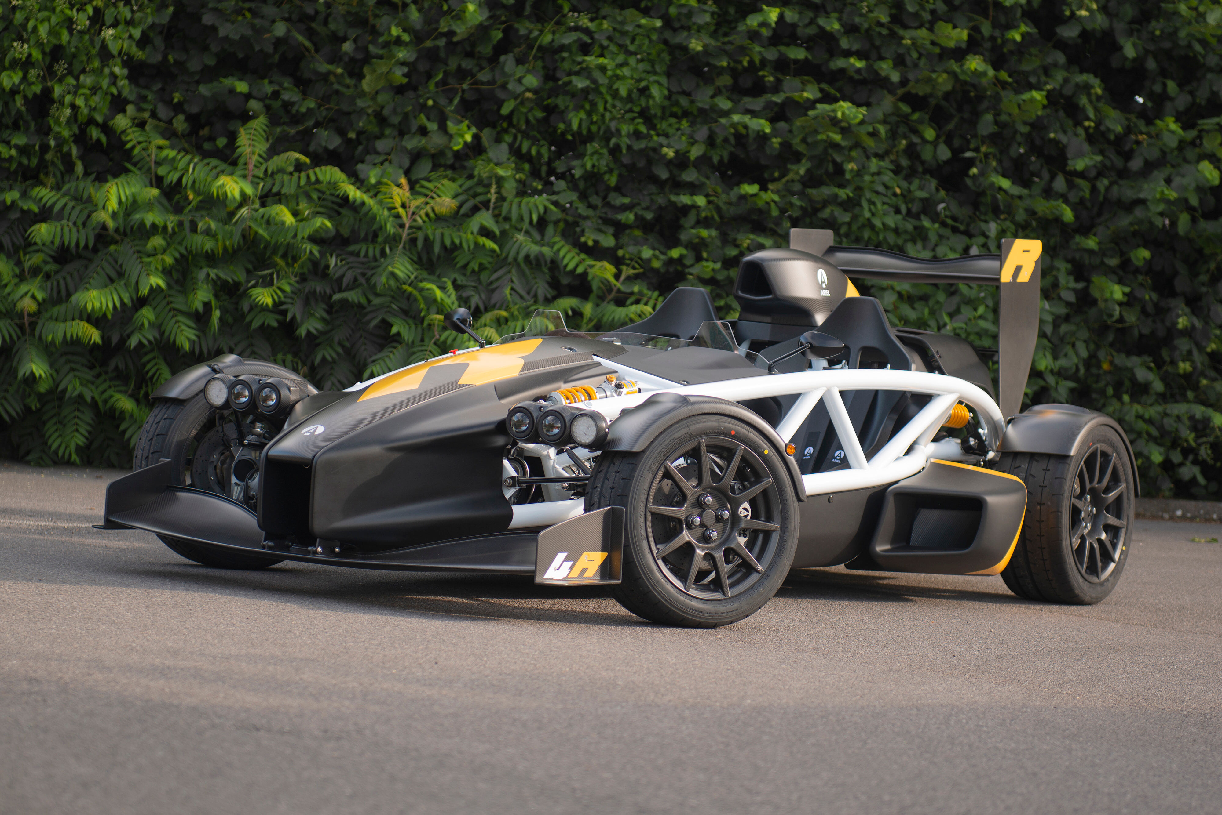 Ariel Atom 4R 03